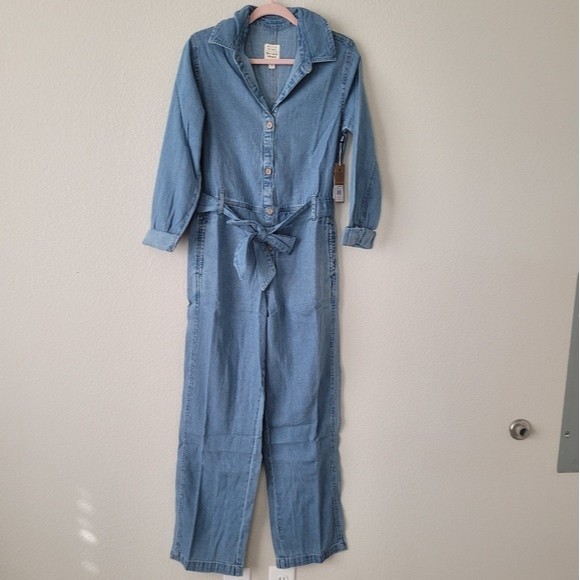 Billabong Light Blue Denim Jumpsuit - Picture 4 of 9